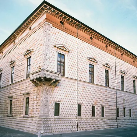 Villetta Mariella Willa *